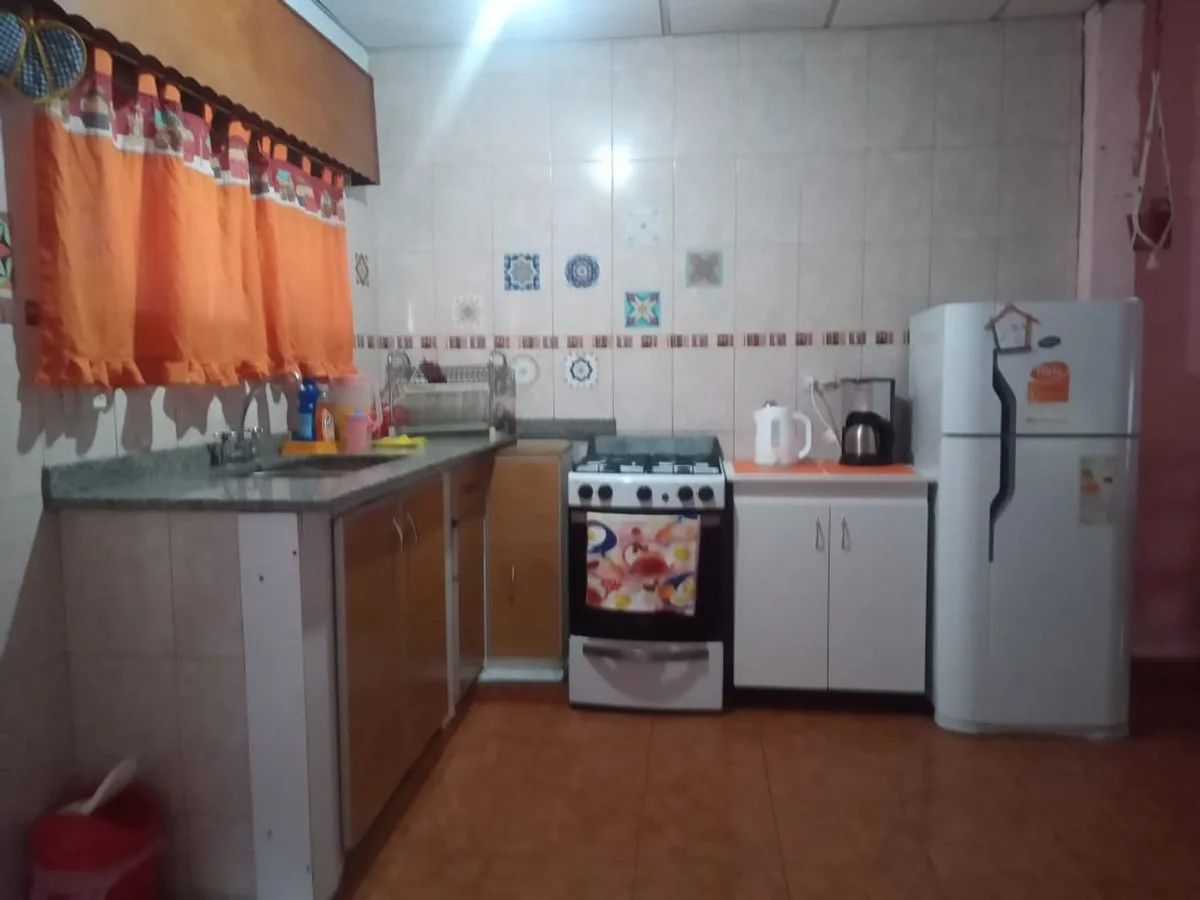 VENTA-CASA- 3 AMB-FLORENCIO VARELA-LOTE PROPIO foto 4