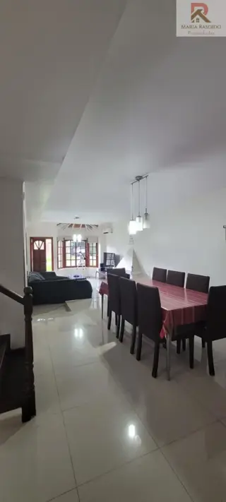 Alquiler Anual Casa con pileta Country Banco Provincia Francisco Álvarez  Moreno 4 ambientes foto 4