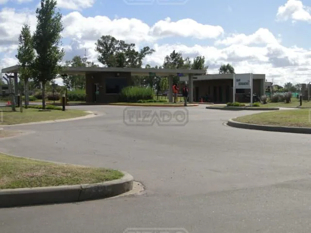 San Eduardo- Pilar del Este Ruta 25 y Av Parque en Barrio San Eduardo al 1100 Lote 220 foto 3