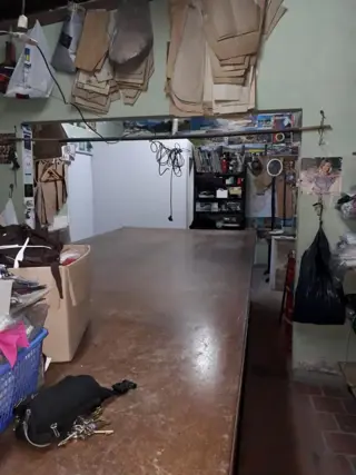 Alquiler de local con depósito en Adrogué foto 3