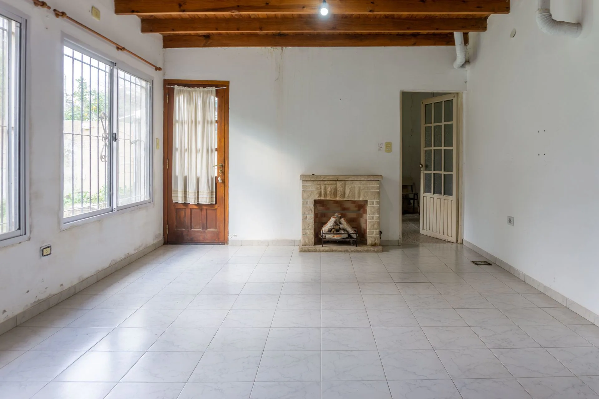 Casa 2 dormitorios en Venta City Bell foto 4