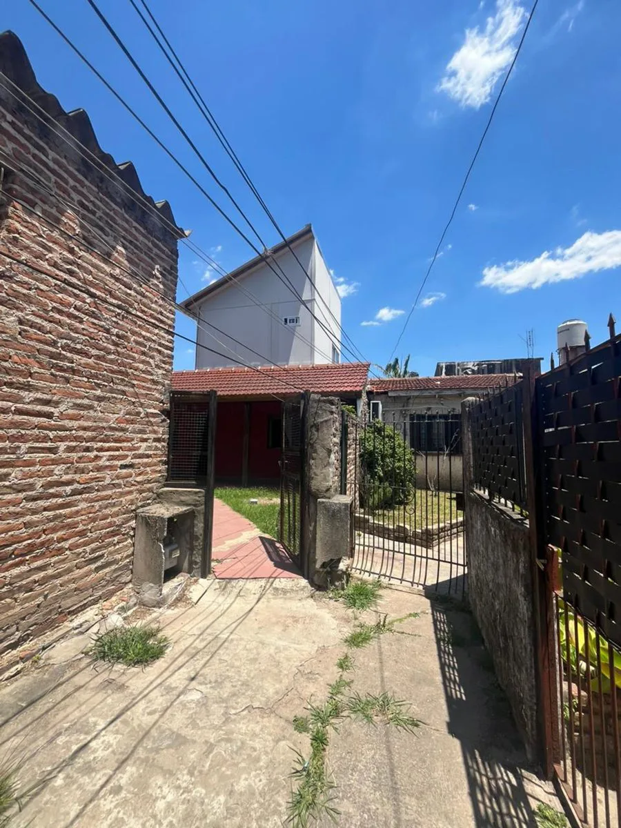 CASA + DEPTO EN VENTA VILLA DE MAYO, MALVINAS ARG. foto 2