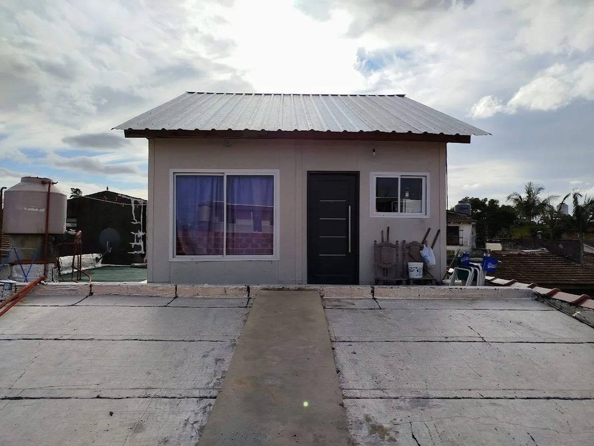 CASA + DEPTO EN VENTA VILLA DE MAYO, MALVINAS ARG. foto 3