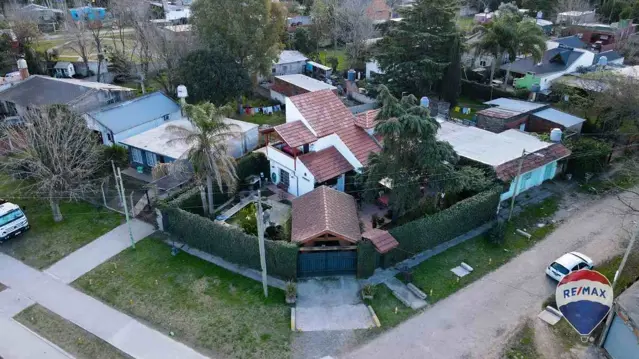 CASA 5 AMB. VENTA GLEW APTA MOVILIDAD REDUCIDA
