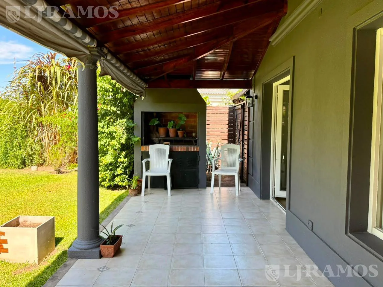 Casa con 3 dormitorios en alquiler en Santa Bárbara foto 3