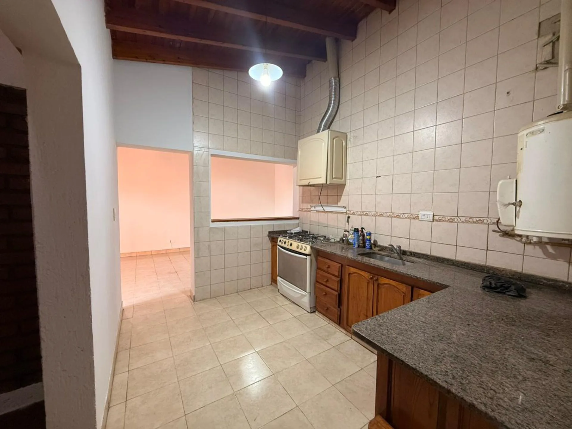 CASA EN VENTA-3 HABITACIONES-GUITERREZ MAIPÚ foto 4