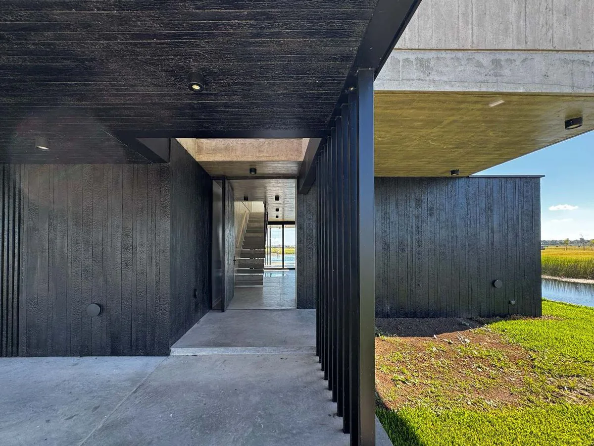 VENTA CASA BARRIO AMARRAS PUERTOS DEL LAGO ESCOBAR foto 3