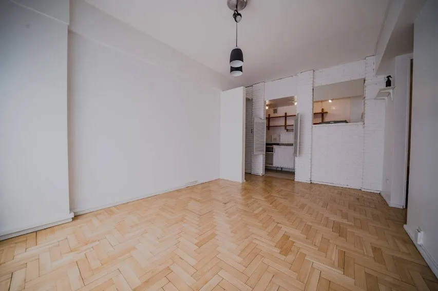 Se vende un lindo departamento de 2 ambientes - Recoleta foto 3