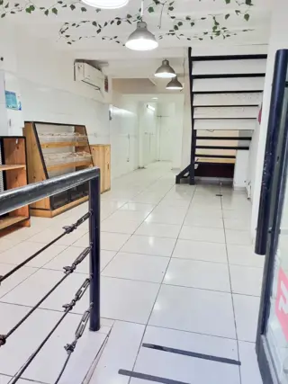 DUEÑO DIRECTO (A METROS HTL. ITALIANO-SIN GASTOS INMOBILIARIA) alquila 1 excelente local -z/ comercial foto 2