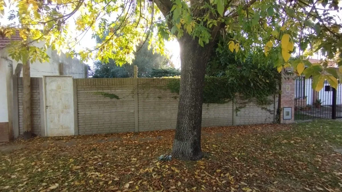 LOTE EN VENTA CITY BELL foto 3