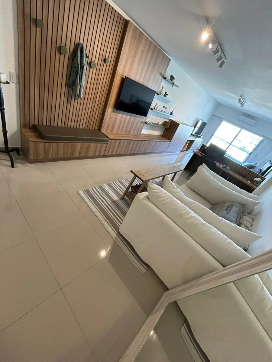 VENTA!! Departamento Monoambiente. Balcón. Piso Alto. Vista abierta. Paseo de la Cisterna, Monserrat, Caba. foto 3
