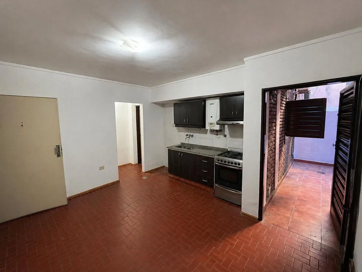VENTA DPTO 1 DORM EN PLANTA BAJA - B°CANDIOTI SUR foto 4
