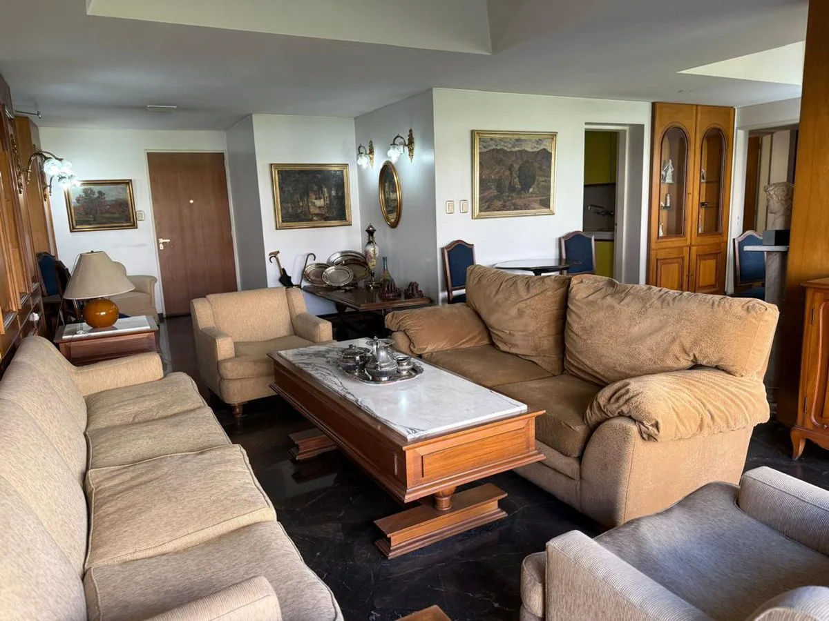 Venta Semipiso exclusivo en la peatonal Sarmiento foto 5