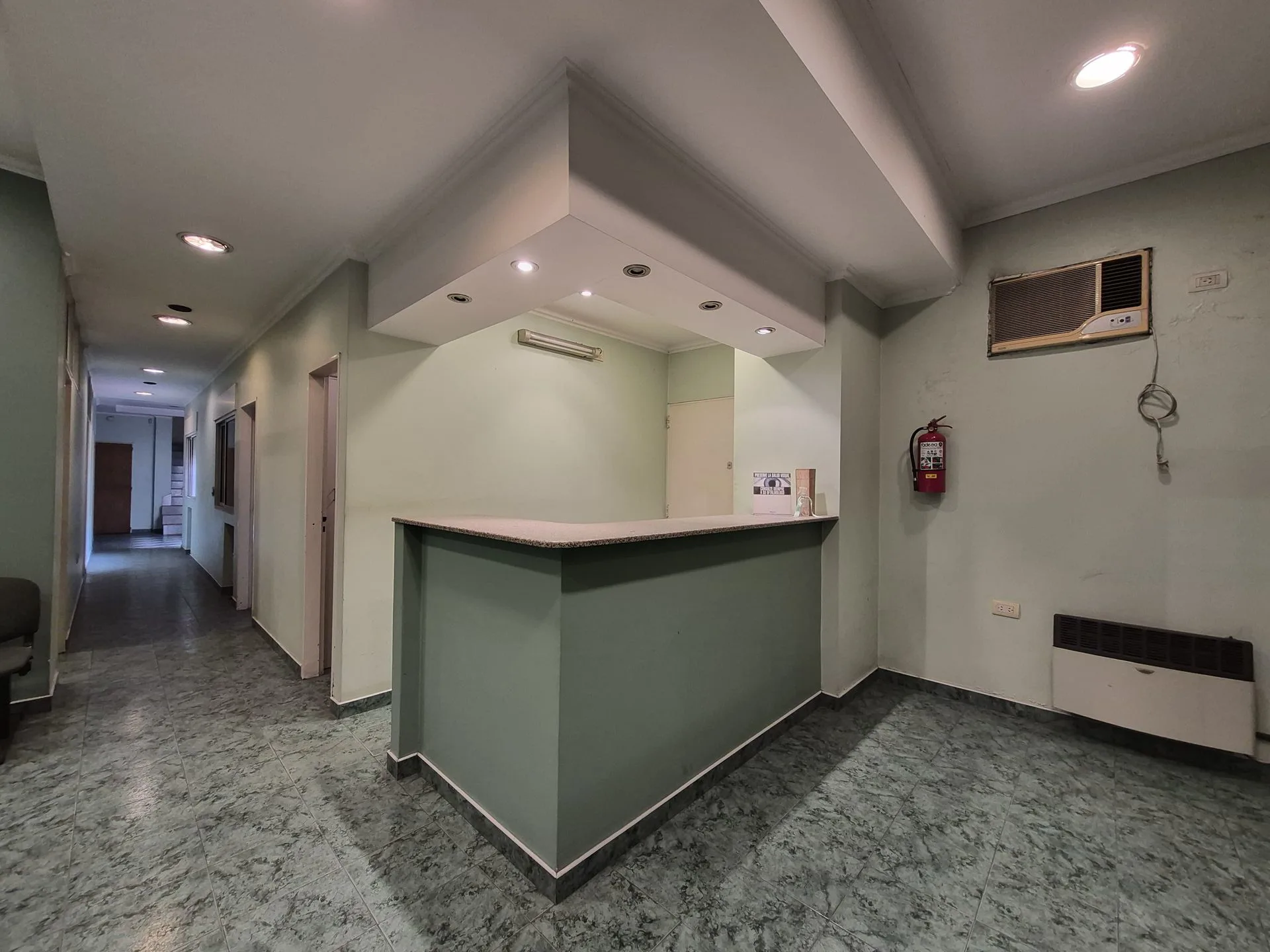 VENTA CONSULTORIOS EN LANUS IDEAL INVERSIÓN foto 2