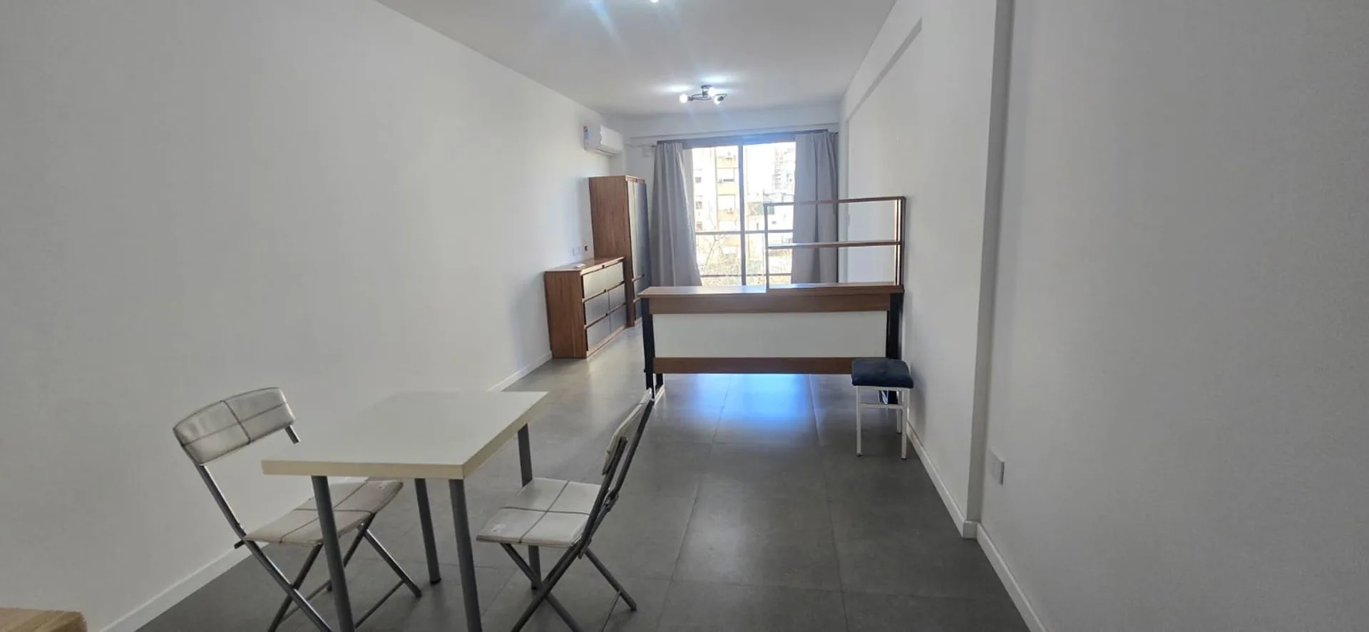 ALQUILER MONOAMBIENTE BALCON A ESTRENAR VELEZ SARS foto 2