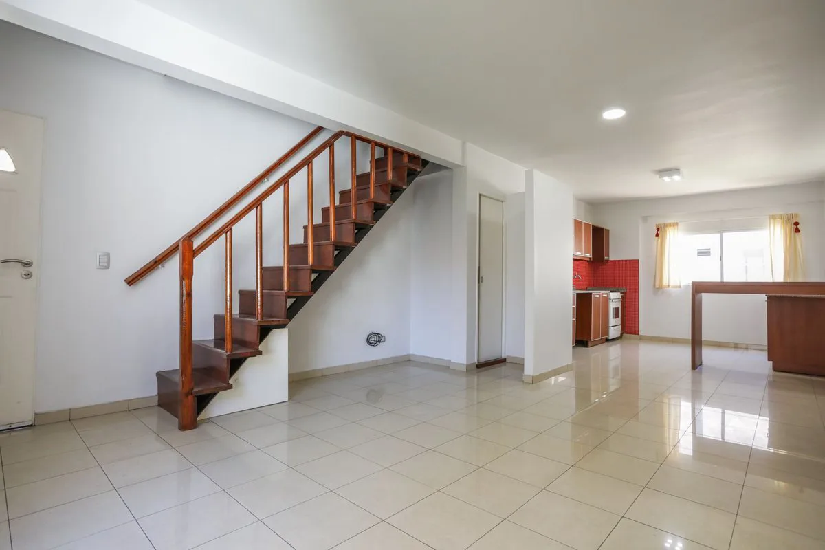 Venta PH - 3 ambientes c/terraza - San Justo/UNLAM foto 2