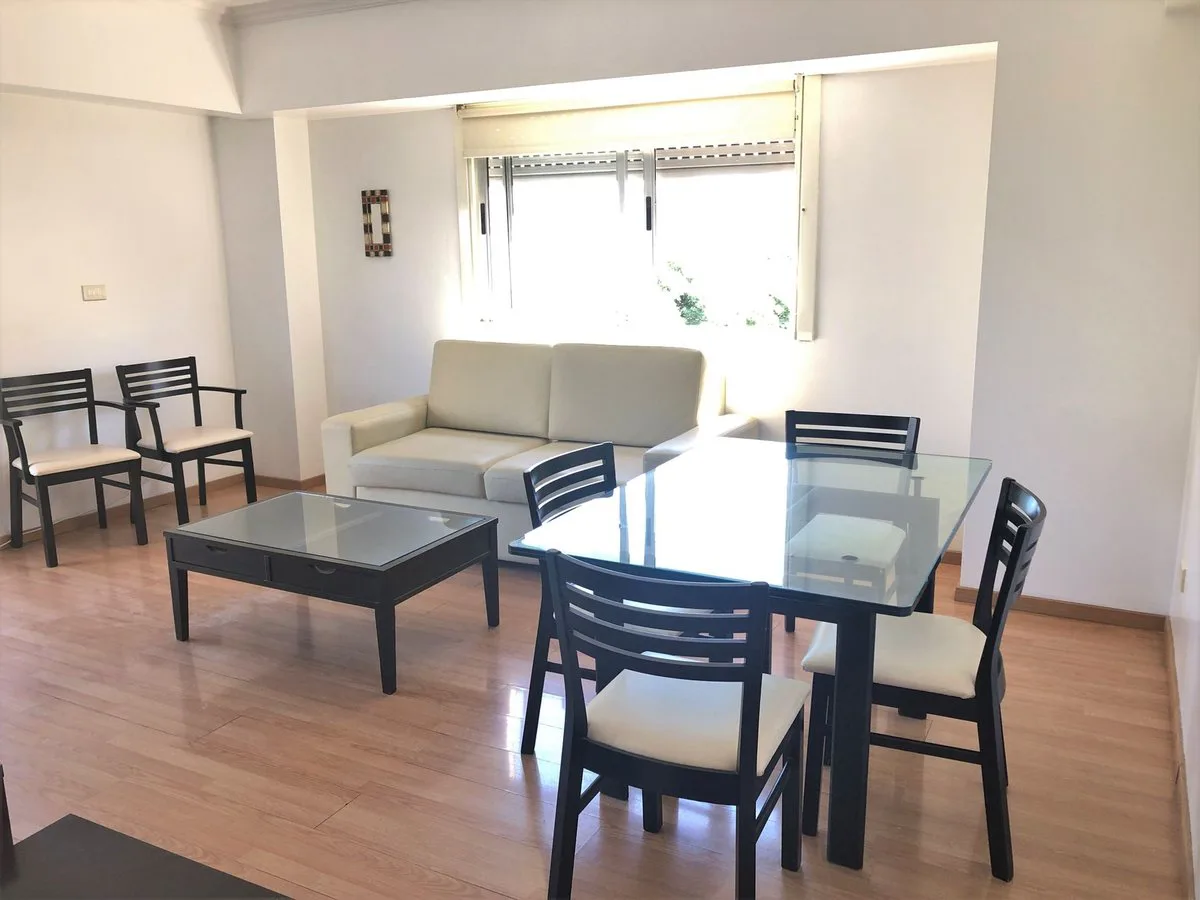 VENTA DEPTO 2 AMBIENTES MONSERRAT BALCON AMOBLADO foto 4