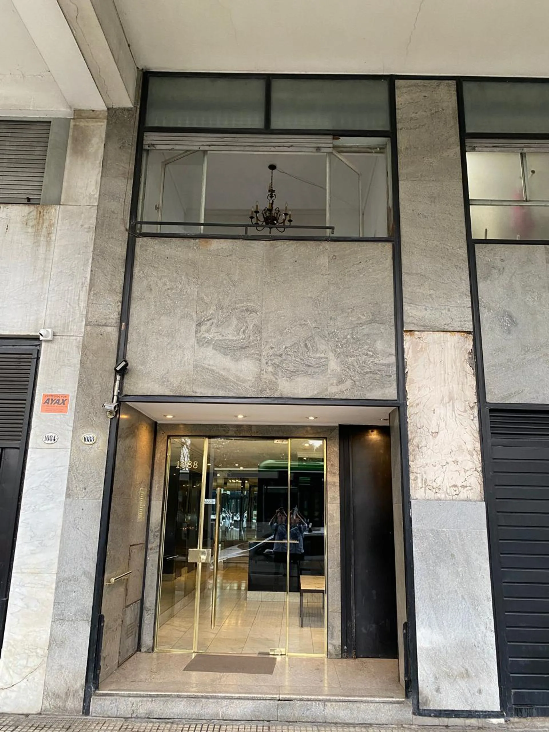3 Ambientes en Libertador y Callao foto 2