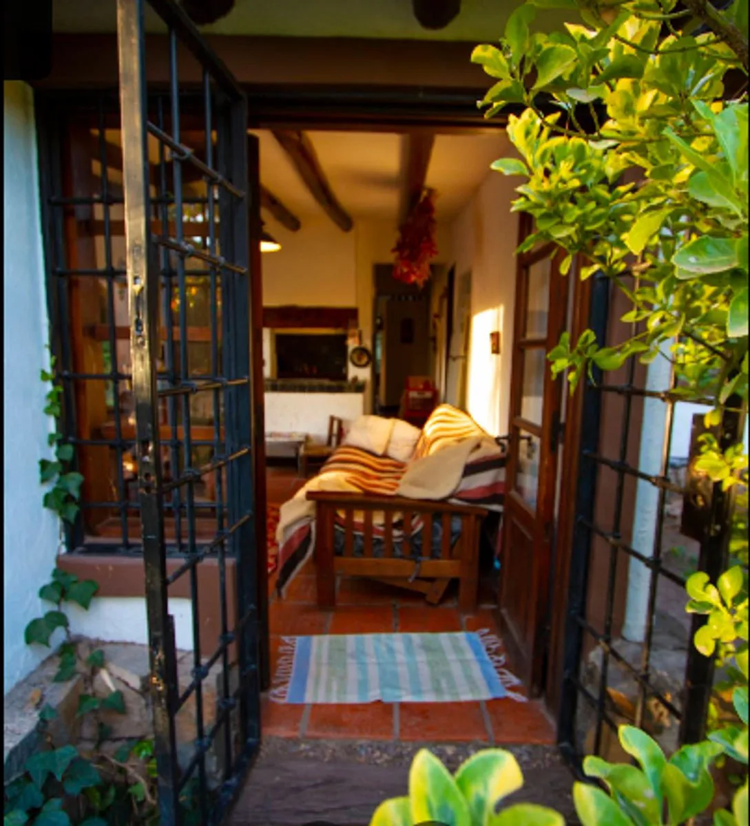 Casa en venta en B° Cordón del Plata con quincho foto 3