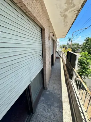 Venta Departamento 3 Ambientes con terraza La Tablada foto 4