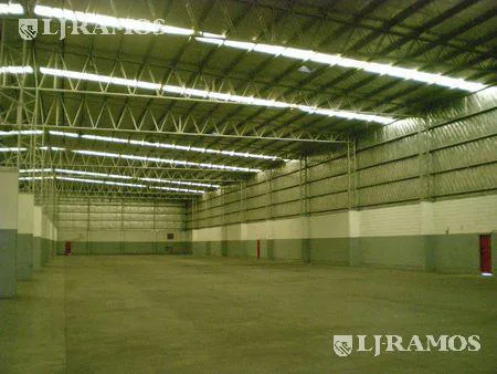 Depósito - Pilar foto 4