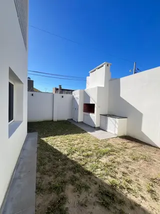 PH EN PLANTA BAJA A ESTRENAR EN SARGENTO CABRAL foto 4