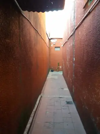 VENTA DE CASA VALOR TERRENO foto 3