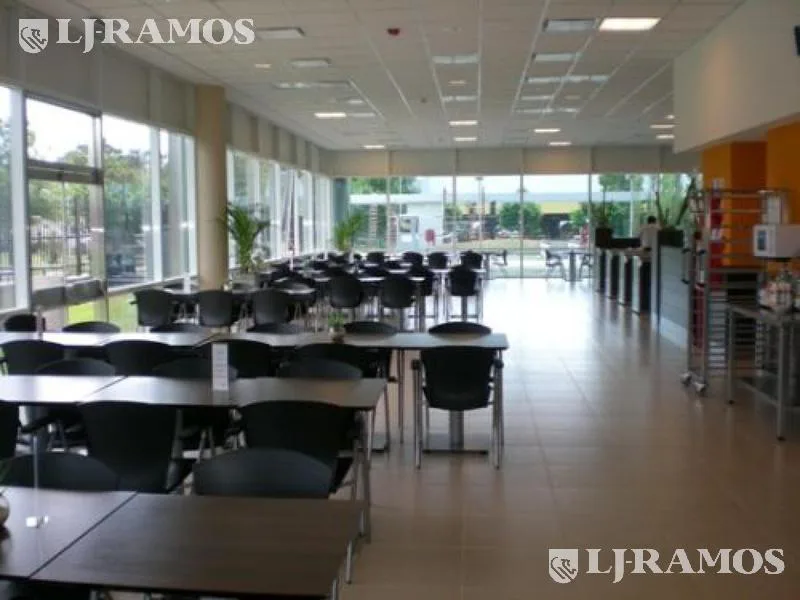 Alquiler de oficina de 185 m2 en Olivos foto 5