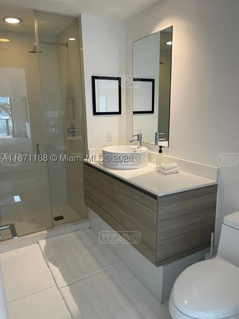 121 NE 34 St #901 100 foto 4
