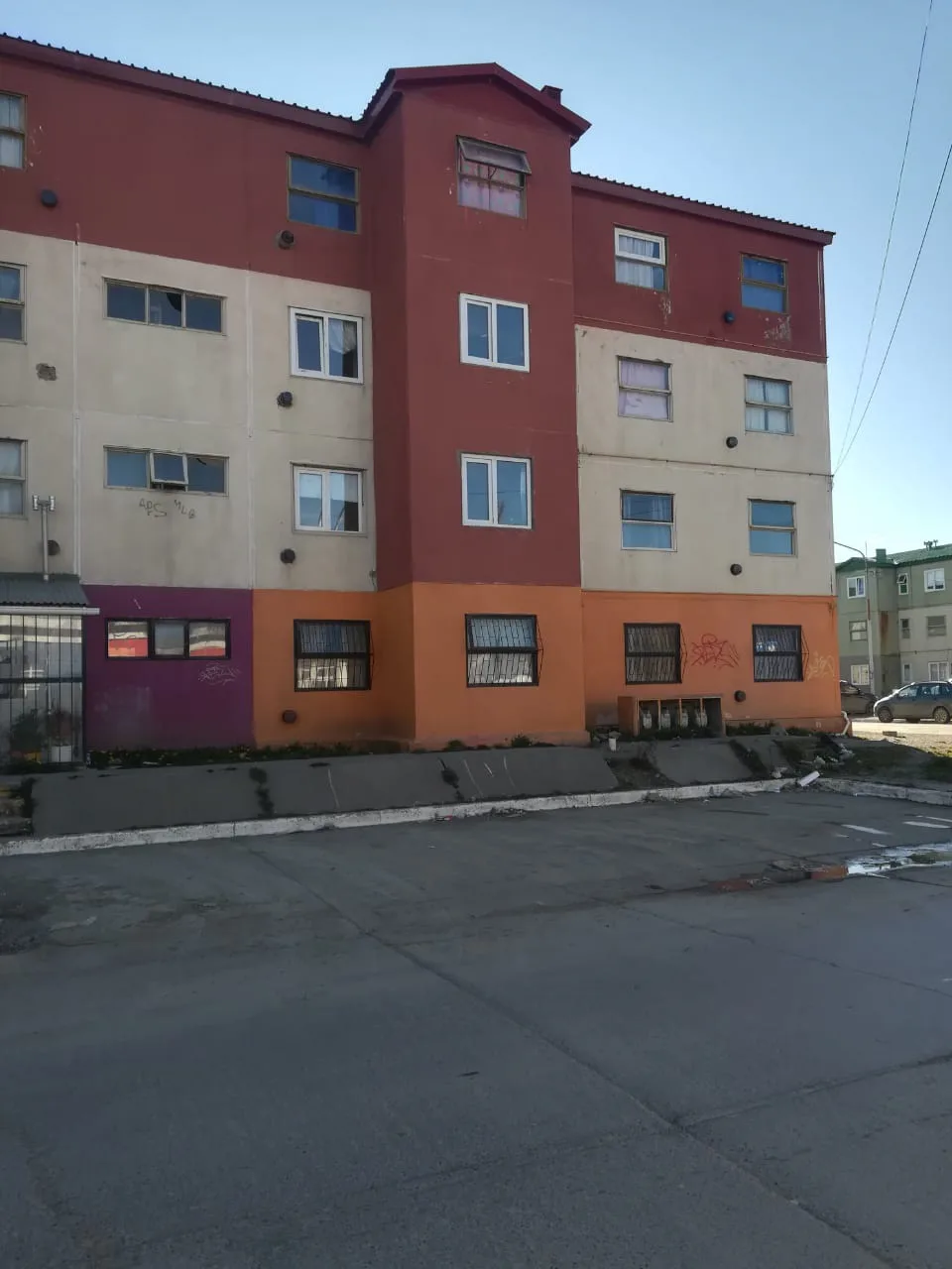 DEPARTAMENTO 4 DORMITORIOS – M. AUXILIADORA AL 400 foto 2