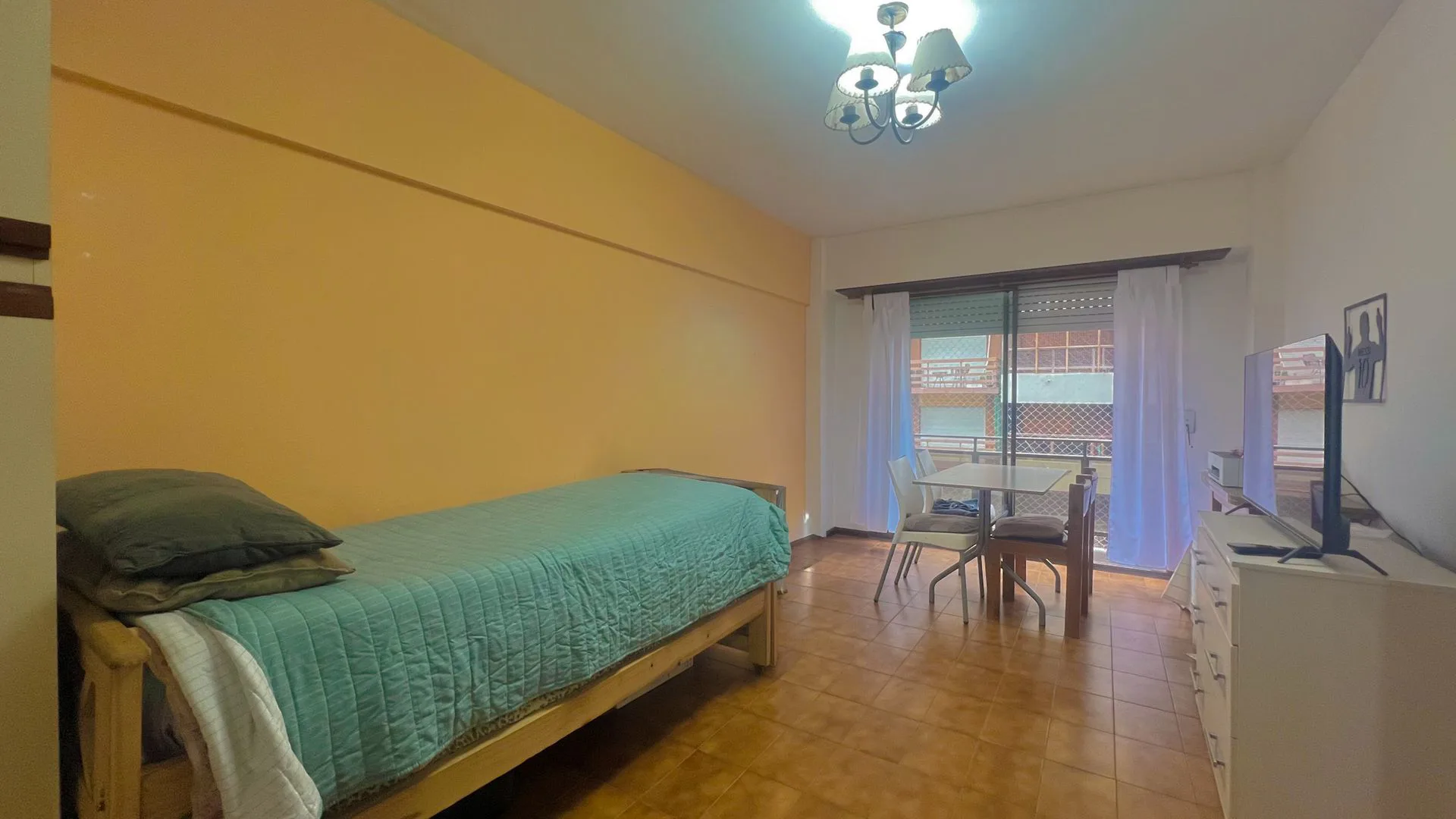 VENTA DEPARTAMENTO MONOAMBIENT LA PERLA C/ BALCON foto 2
