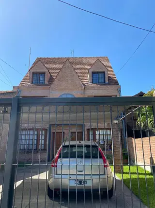 Martinez Chalet Excelente Constr/y Estilo (Prox. Zona Comercial, Bancos, Unicenter) foto 3