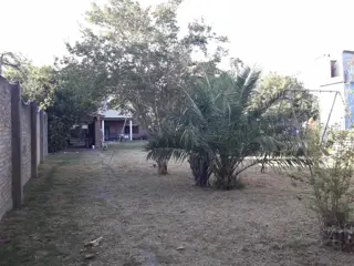 Lote Terreno En Venta 14m X 53m con construcción, Darragueira 1600, Ituzaingo foto 4