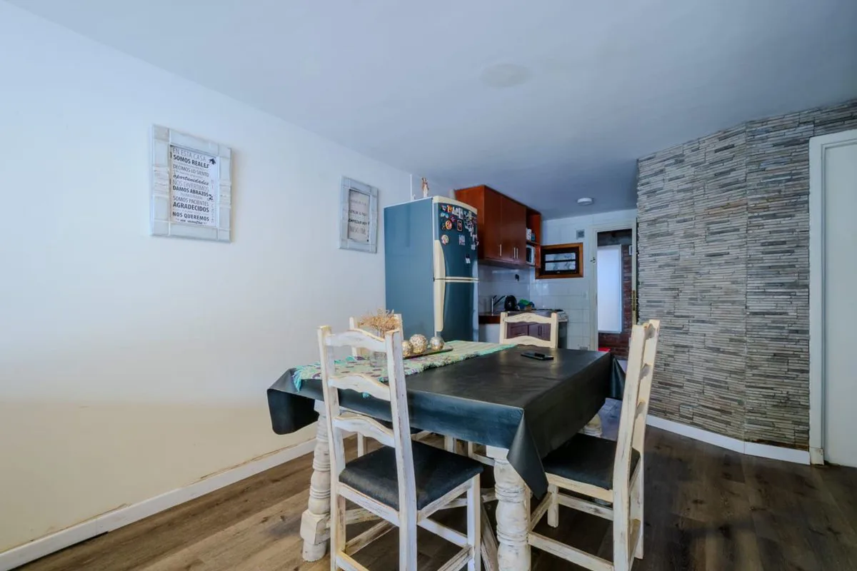 DUPLEX 5 AMBIENTES CON PILETA CLIMATIZADA Y PATIO foto 4