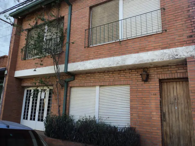 Vivienda Urbana Residencial Céntrica de dos plantas