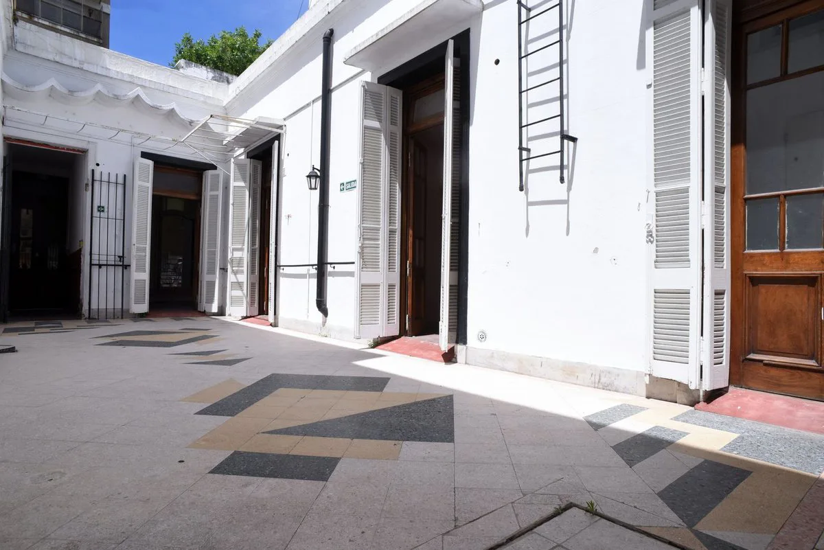 VENTA  Casa apta comercial en Barracas foto 5