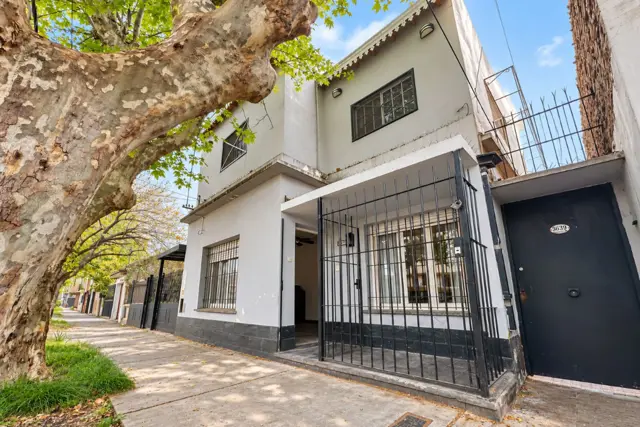 PH VENTA ESCALADA 4 AMBIENTES CON PATIO Y TERRAZA