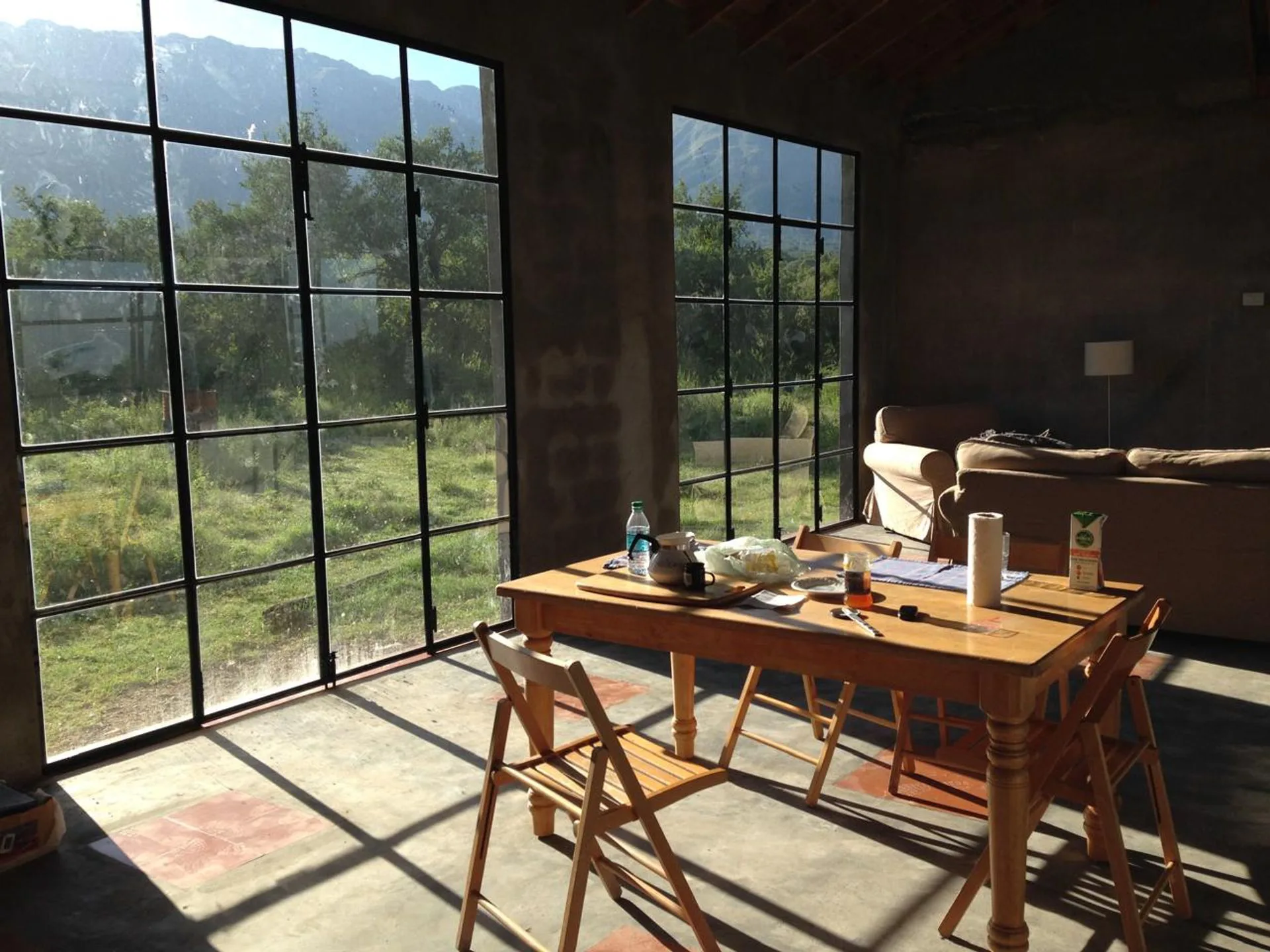 Hermosa casa con 3.7 hectáreas en venta foto 3