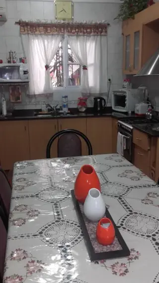 Excelente Propiedad Casa al Frente 4 ambientes Zona Billinghurst foto 3