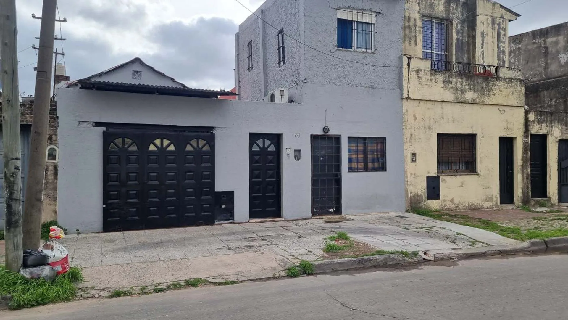 VENTA CASA V INSUPERABLE PATIO  2 VIVIENDAS COCHER foto 2