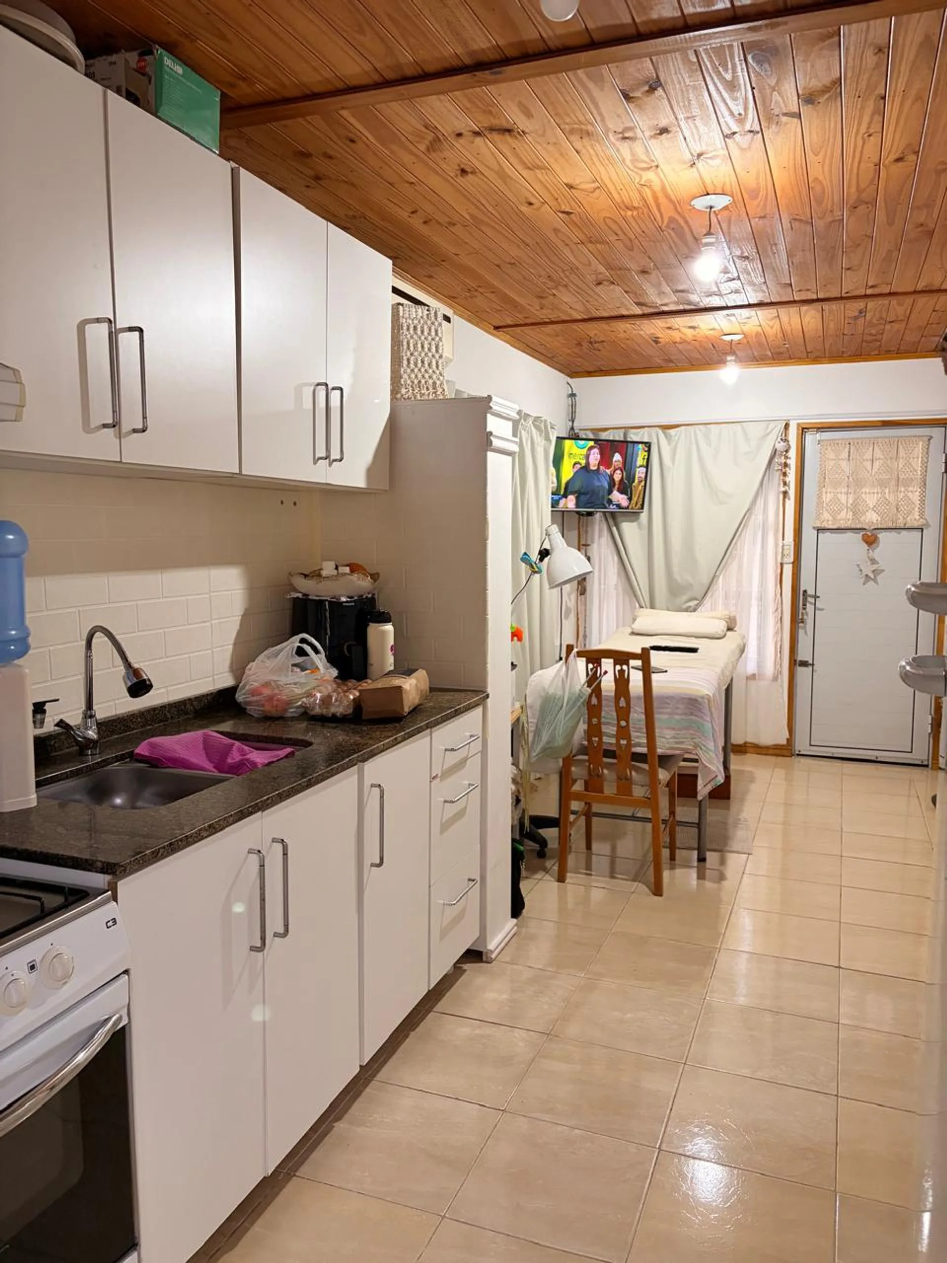 EN VENTA CASA 2 DORM Y COCH - TERRENO DE 10X50 foto 2