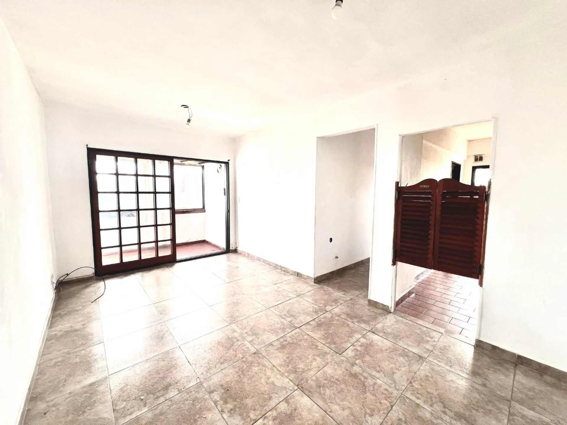 VENTA DEPARTAMENTO DE 3 AMBIENTES LUMINOSO foto 2