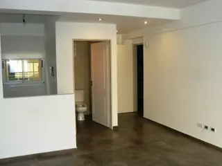 Departamento 3 ambientes al contra frente con vestidor y balcon a estrenar Mataderos dpto 6 foto 4