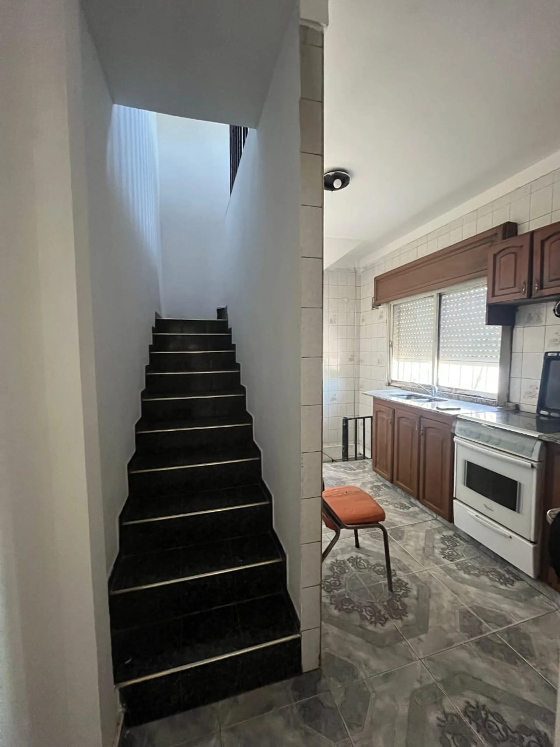 DEPARTAMENTO, TRES LOCALES Y GALPON A LA VENTA foto 5