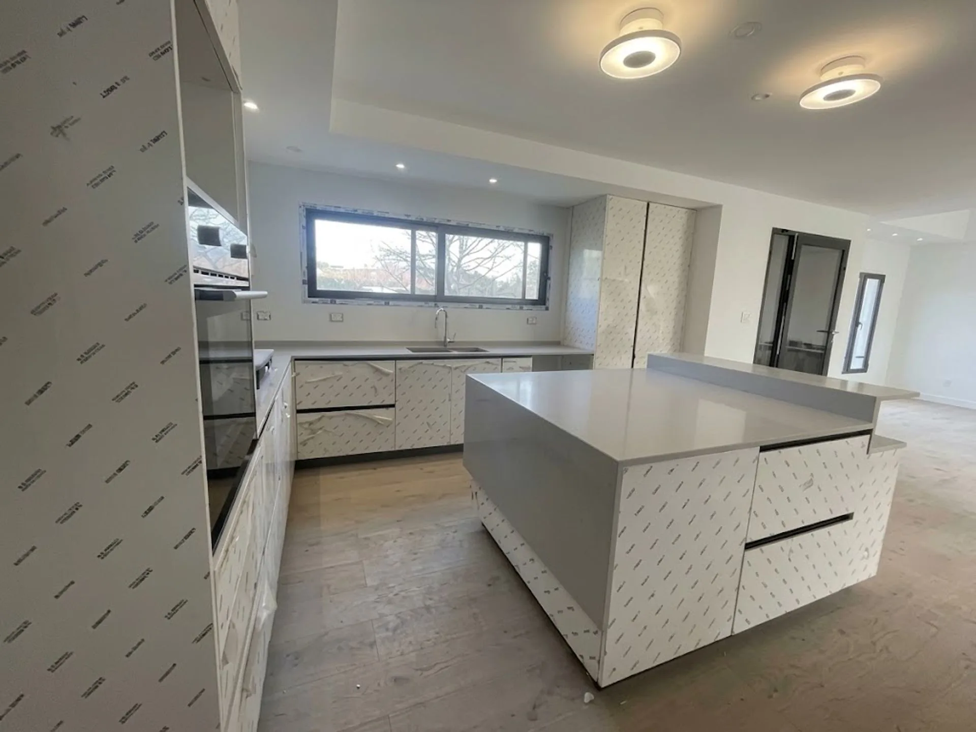 VENTA CASA A ESTRENAR 4 AMBIENTES ARENAS DEL SUR foto 2
