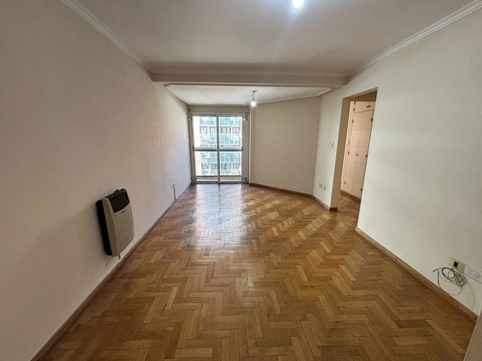 Departamento en Alquiler | 1 Dormitorio | Nueva Cordoba | 2 Balcones | Amplio | Luminoso foto 4
