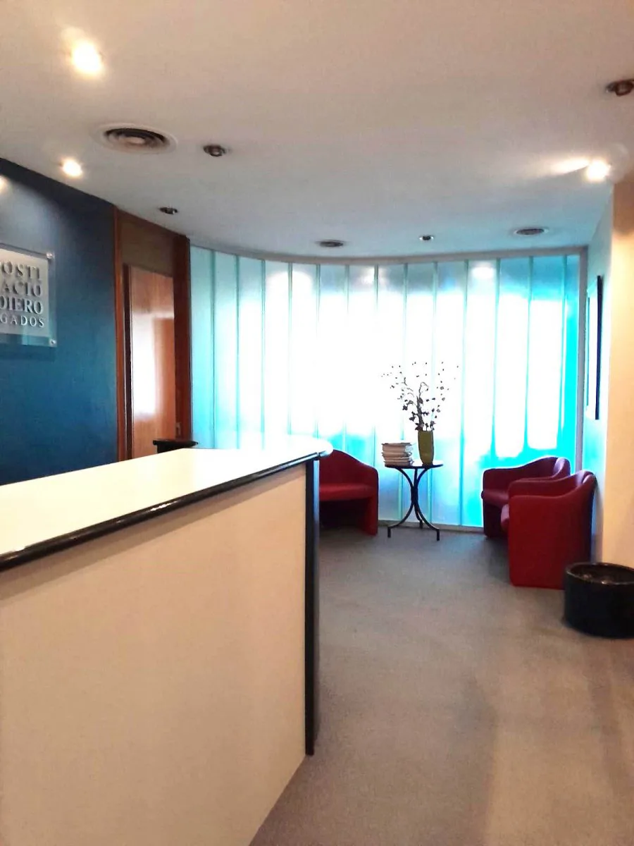 Oficina en venta en Retiro, 16 ambientes, 353.81 m² foto 2