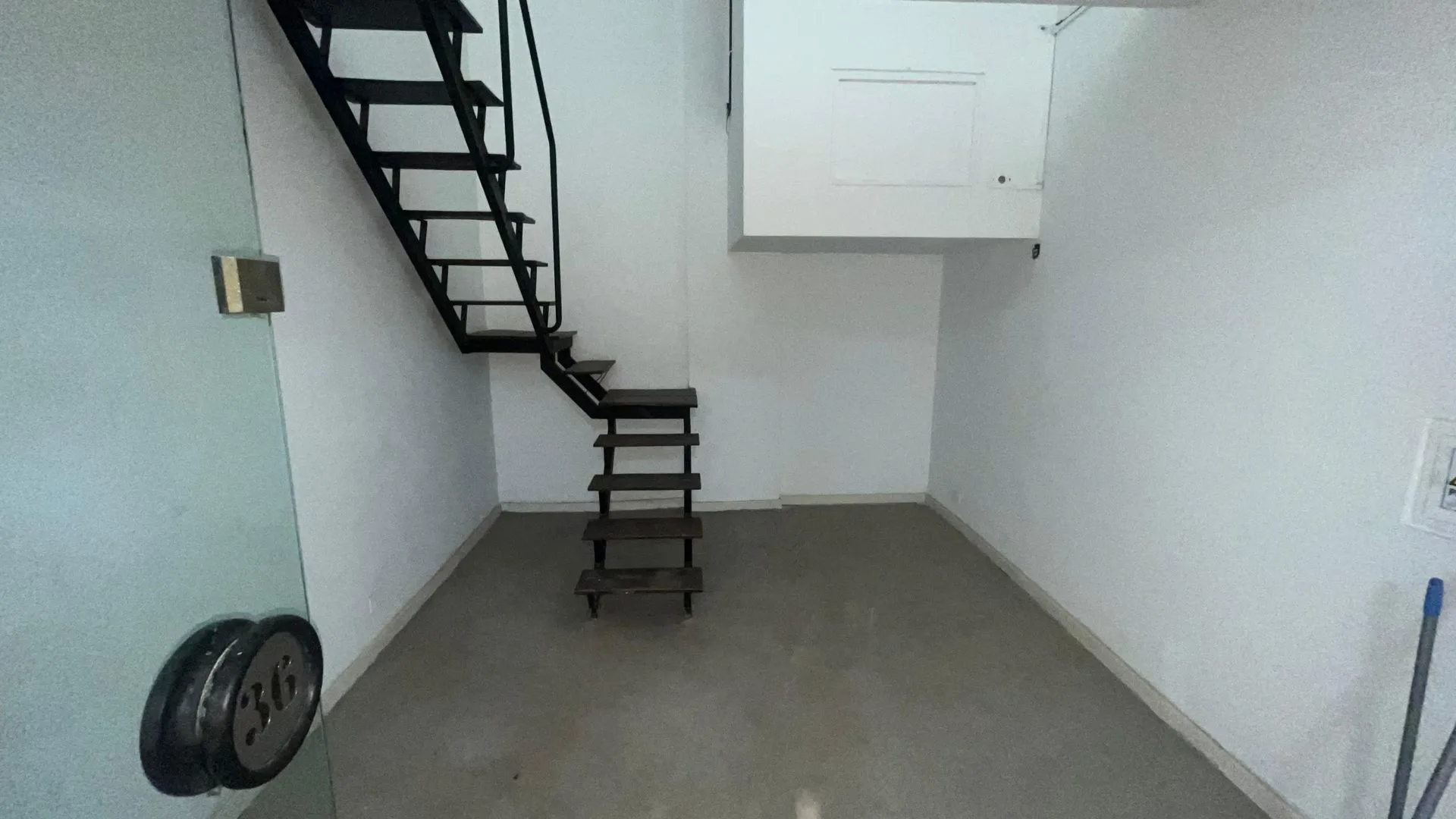 VENTA DE LOCAL COMERCIAL GALERIA SANTA FE foto 3