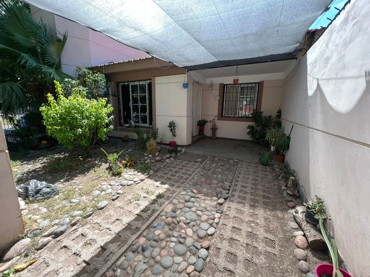 ALQUIER EN ZONA RESIDENCIAL DE LAS HERAS foto 3