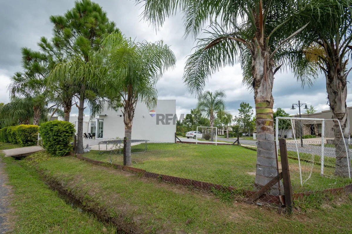 VENTA DE CASA DESTACADA EN AIRES DEL LLANO!!! foto 2